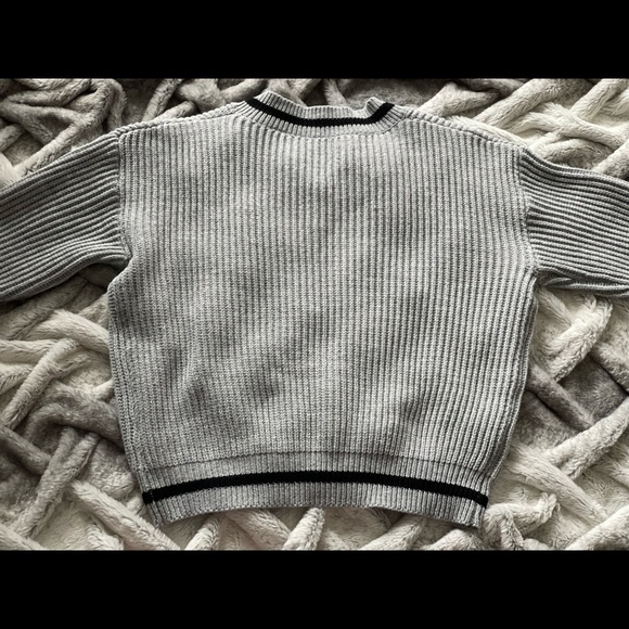 Shein NEW Light Grey Ribbed Knit Sweater Size S(4) - Picture 3 of 5